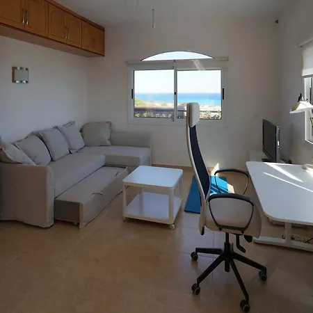 Cliffside With Panoramic Sea Views & Heated Pool Option *