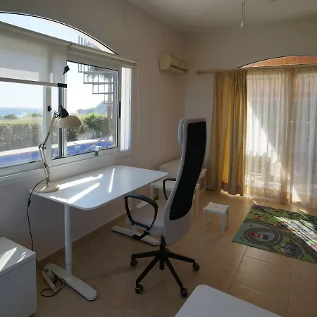 Sunset Cliff Panoramic Sea Views&private Ovesized Pool Villa Pissouri